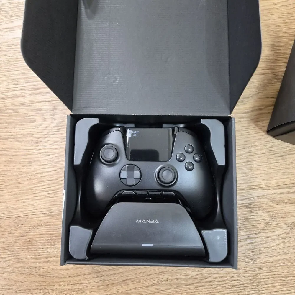 ManbaOne Interactive Screen Wireless Gaming Controller for PC/Switch/Etc (Black)